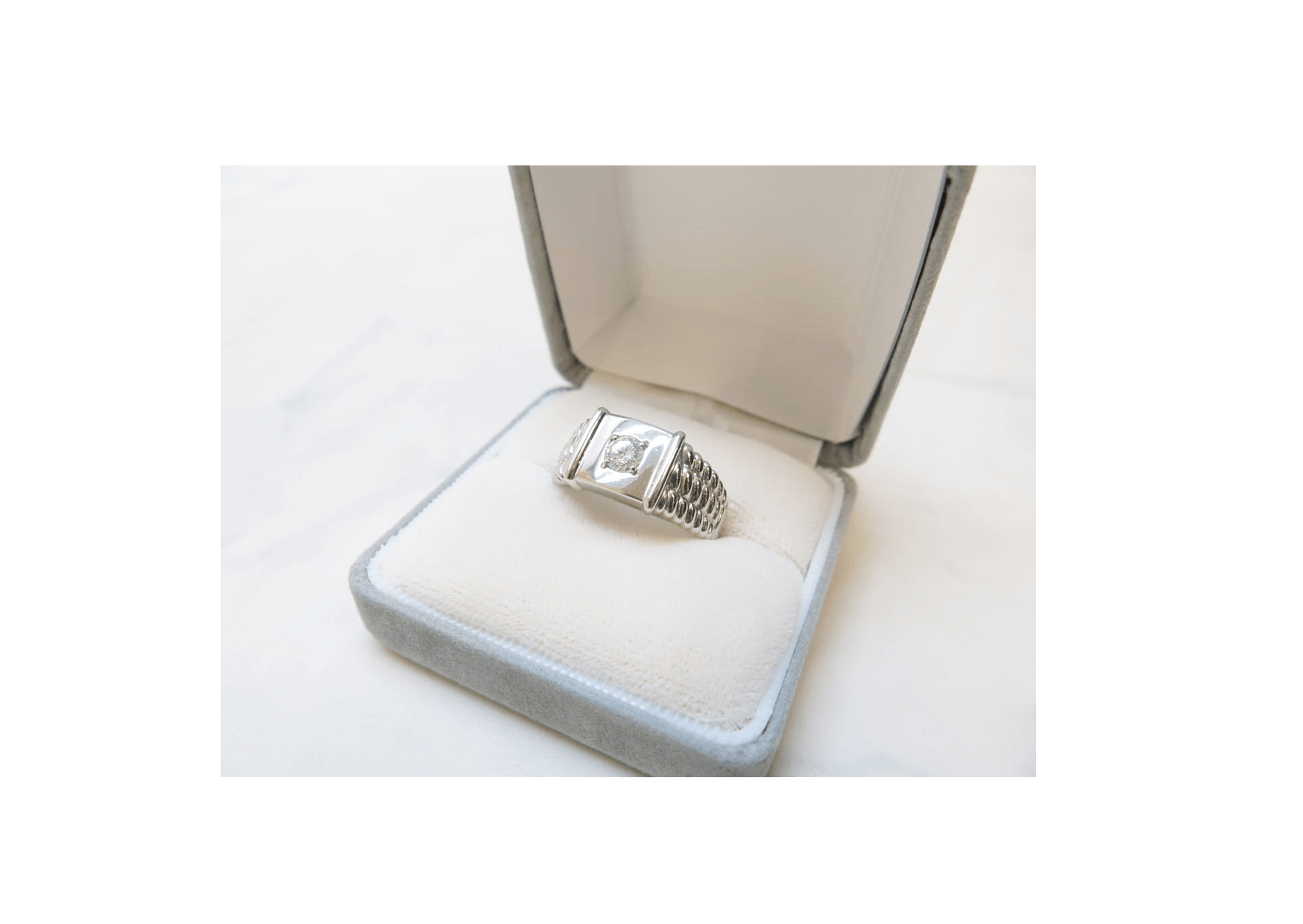 Pt900 印台 一粒ダイヤ デザイン リング D0.367ct 22号 #22  ￥85,500で買取ました！