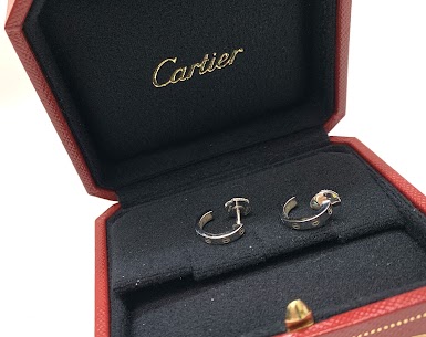 07/22　Cartier　カルティエ 　K18WG　フープピアス　 お買い取りさせていただきました。　藤岡店
